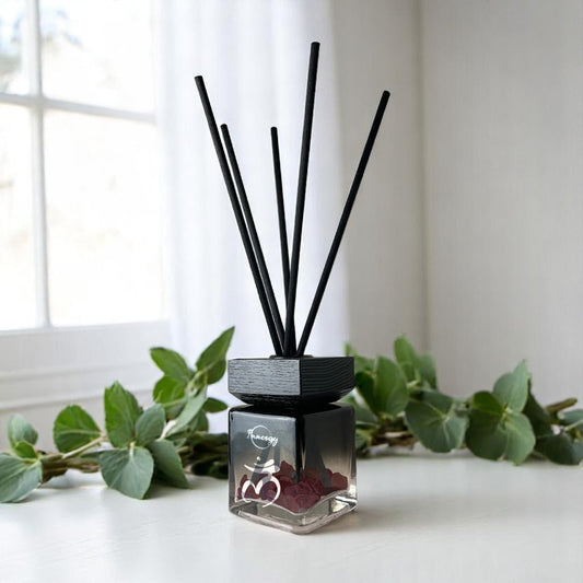 Root Chakra Crystal-Enhanced Reed Oil Diffuser, Cool Eucalyptus Mint, 100ml