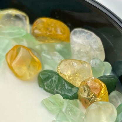 Gemini Zodiac Crystal Candle with Green Fluorite, Citrine, and Green Aventurine | Coconut-Soy Wax Candle, 9oz